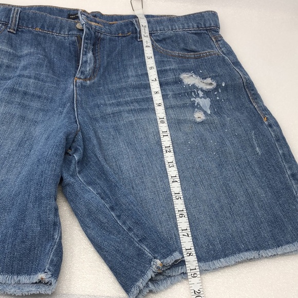 NY&CO. Shorts Distressed Jean Size 14 - Picture 9 of 11